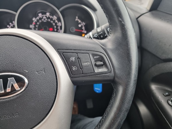 Used Kia Venga 2015 for sale - 75653724: Photo 29