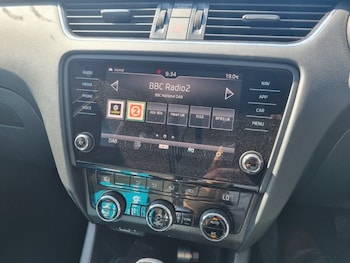 Used Skoda Octavia 2019 for sale - 75062160: Photo