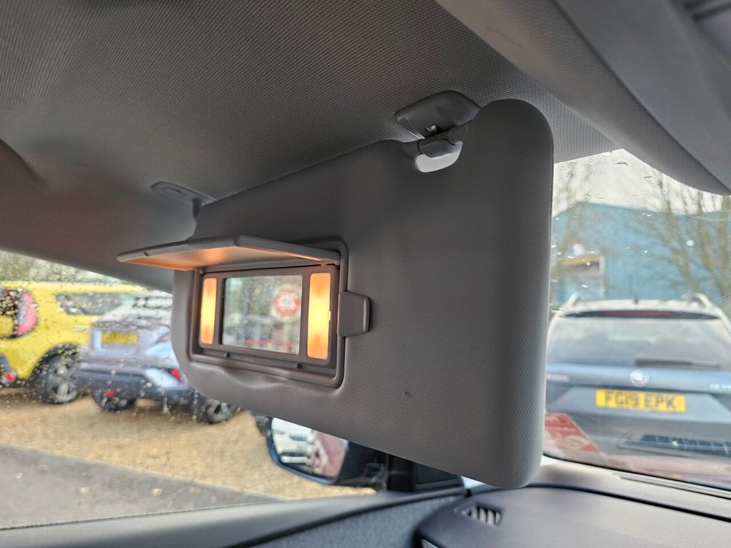 Used Peugeot 3008 2017 for sale - 76655477: Photo 40