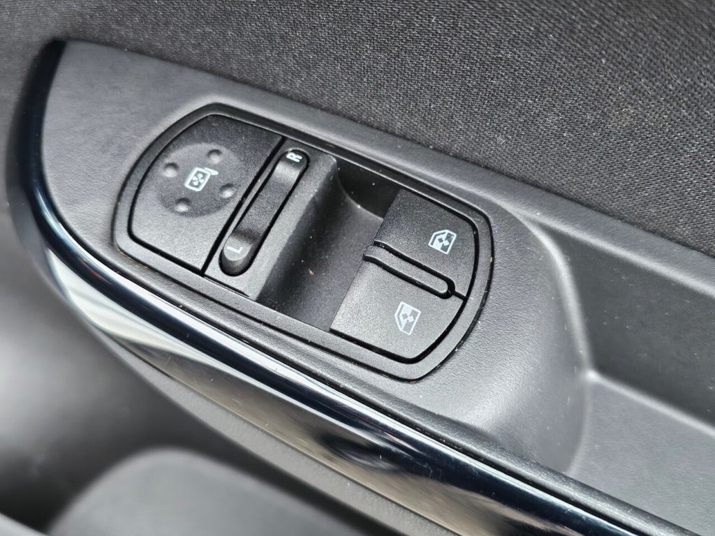 Used Vauxhall Corsa 2018 for sale - 76345465: Photo 23