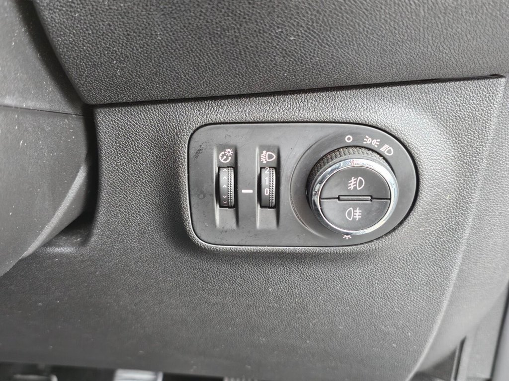 Used Vauxhall Corsa 2018 for sale - 76345465: Photo 24