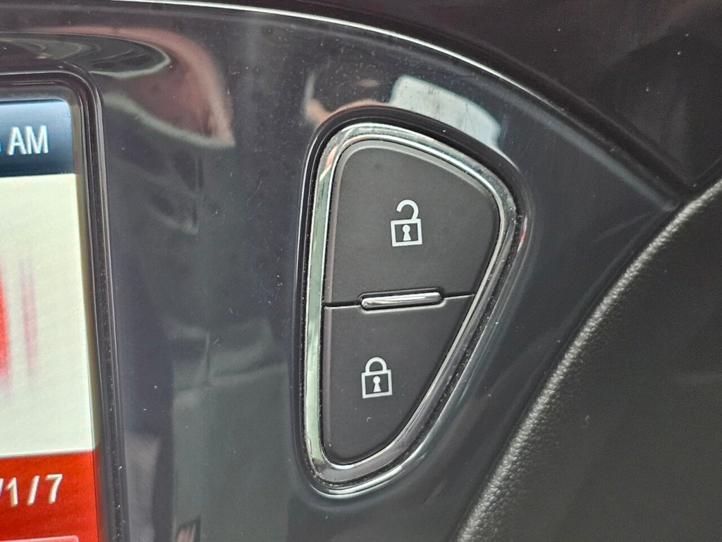 Used Vauxhall Corsa 2015 for sale - 76570484: Photo 31