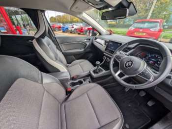 Used Renault Captur 2021 for sale - 72229532: Photo