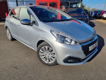 Used Peugeot 208 2018 for sale - 78111212: Photo