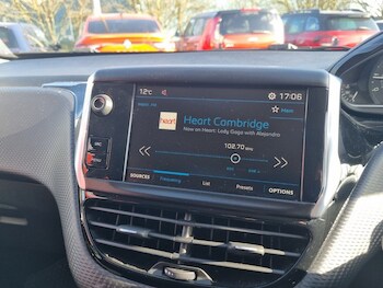 Used Peugeot 208 2018 for sale - 78111212: Photo