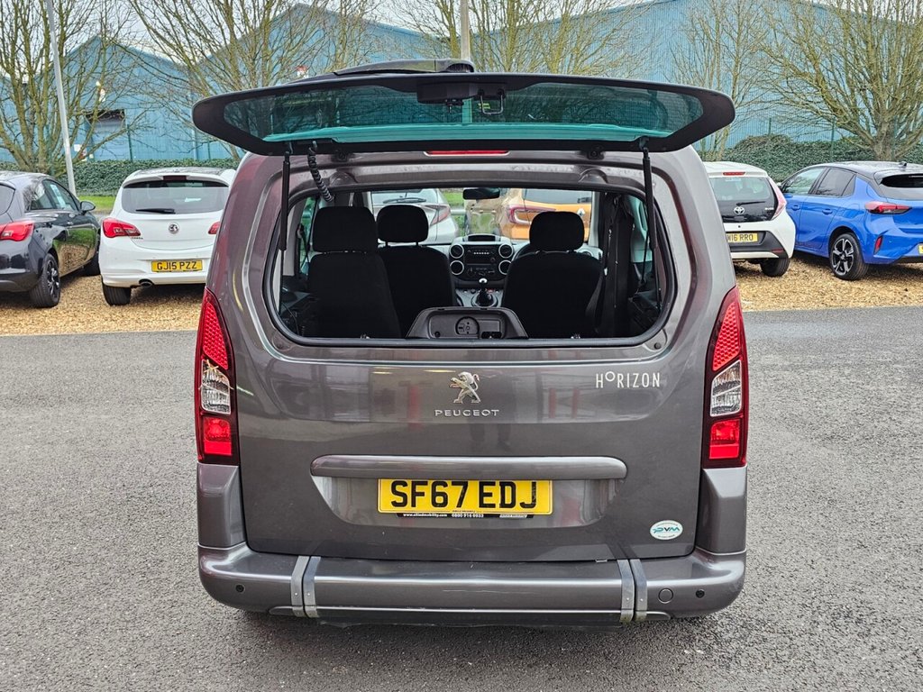 Used Peugeot Partner Tepee 2018 for sale - 76950417: Photo 11