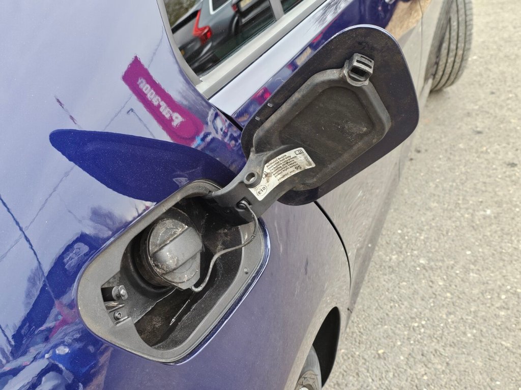 Used Volkswagen Golf 2019 for sale - 77288437: Photo 12