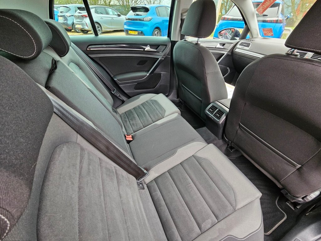 Used Volkswagen Golf 2019 for sale - 77288437: Photo 17