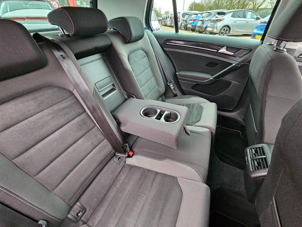 Used Volkswagen Golf 2019 for sale - 77288437: Photo 18