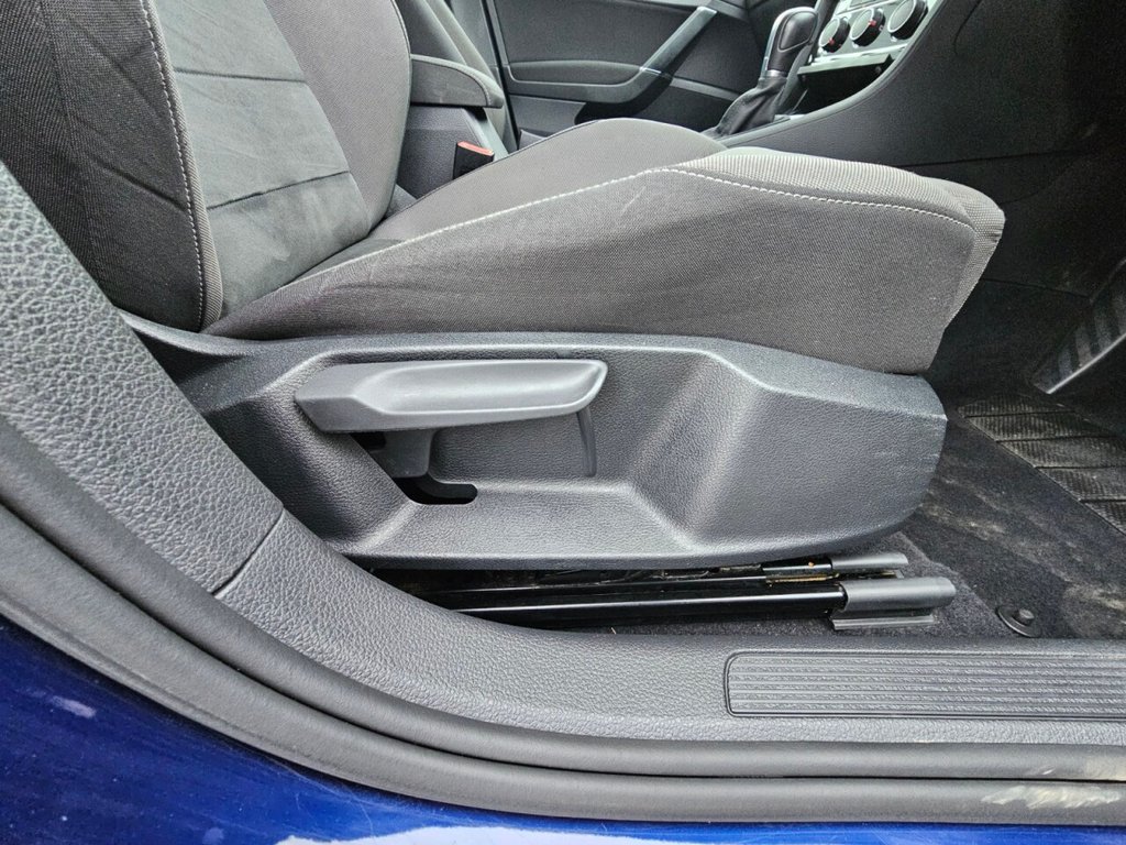 Used Volkswagen Golf 2019 for sale - 77288437: Photo 24