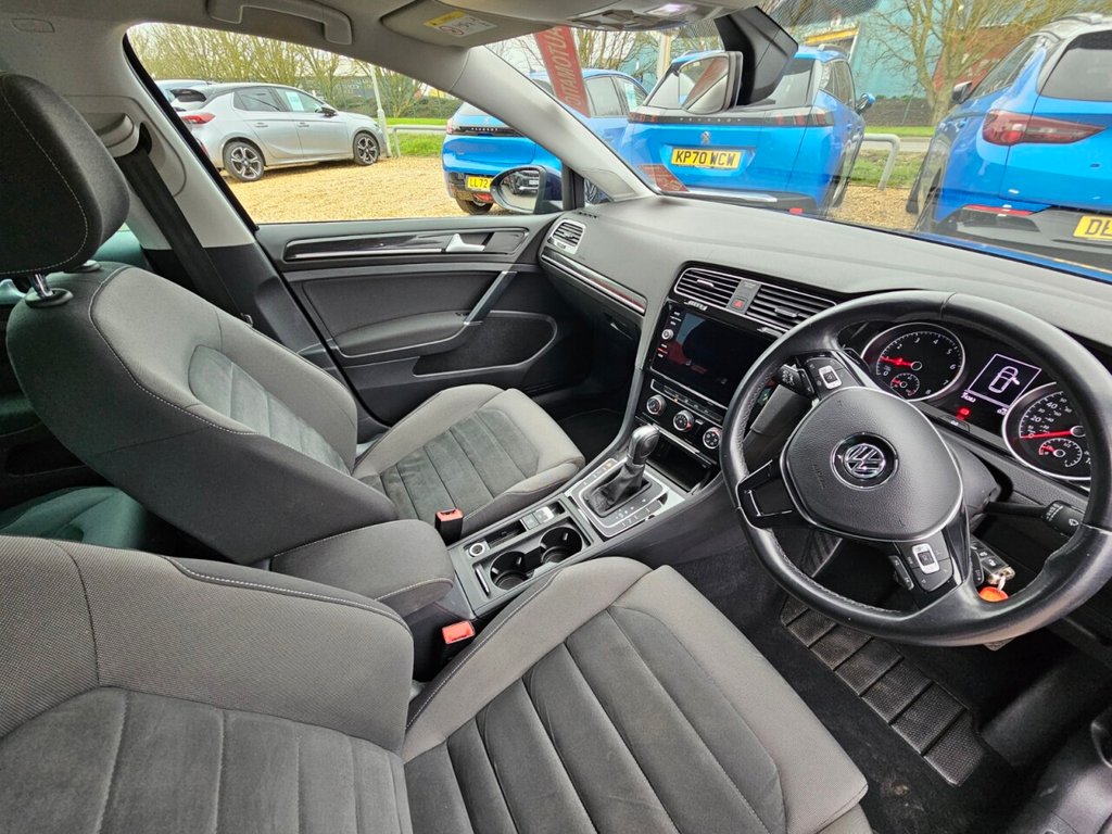 Used Volkswagen Golf 2019 for sale - 77288437: Photo 25
