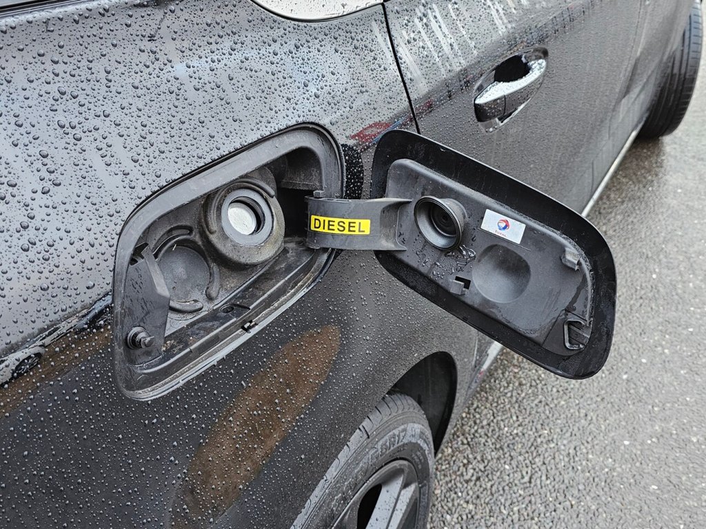 Used Citroen C4 Picasso 2017 for sale - 77226847: Photo 12