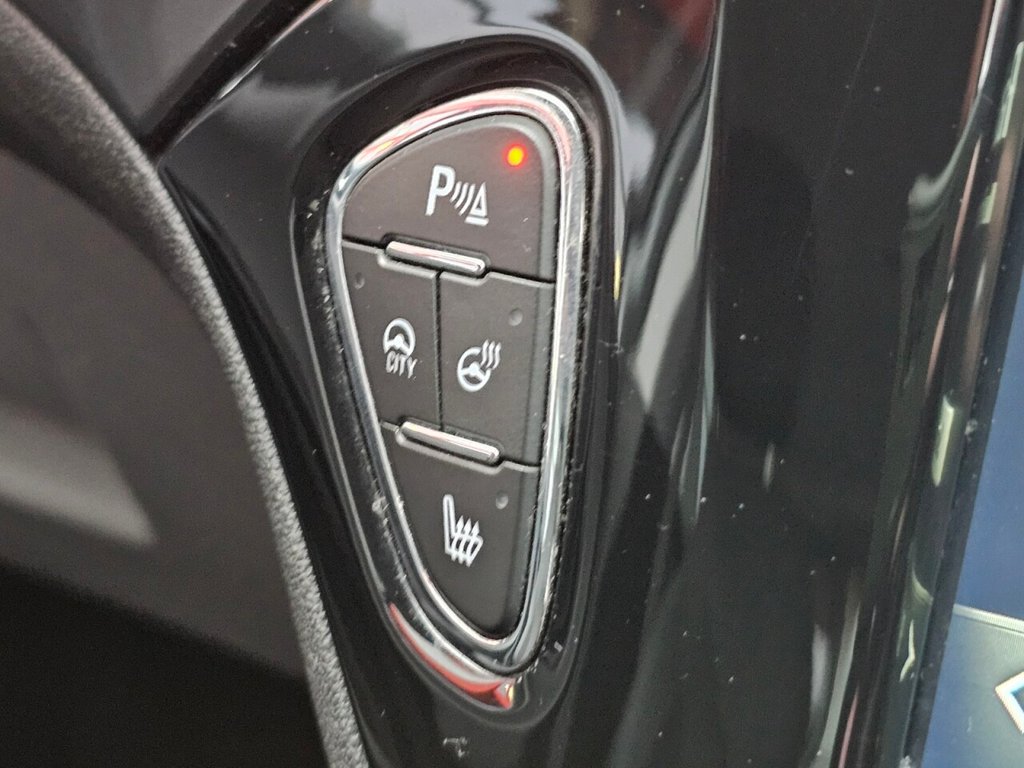 Used Vauxhall Corsa 2018 for sale - 76224021: Photo 3