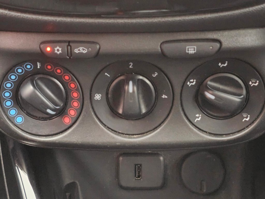 Used Vauxhall Corsa 2018 for sale - 76224021: Photo 37