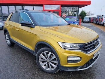 Used Volkswagen T-Roc 2018 for sale - 78444837: Photo