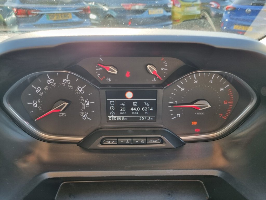 Used Peugeot Rifter 2019 for sale - 76570480: Photo 15