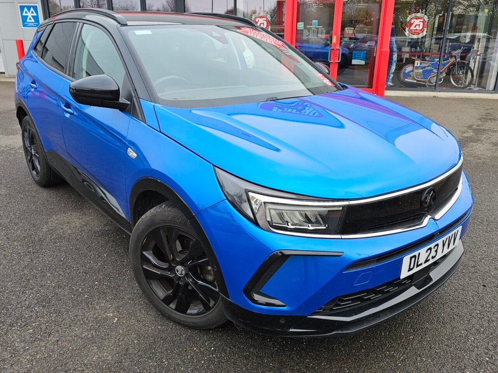 Used Vauxhall Grandland 2023 for sale - 76481837: Photo 1