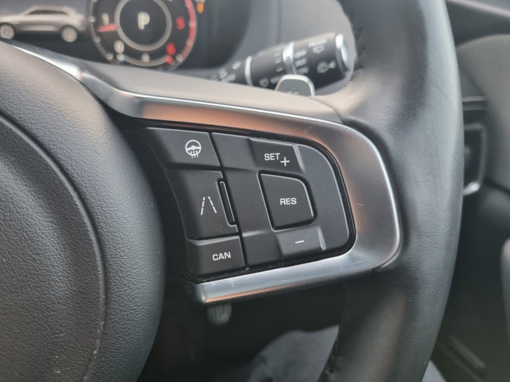 Used Jaguar F-Pace 2020 for sale - 77276291: Photo 32