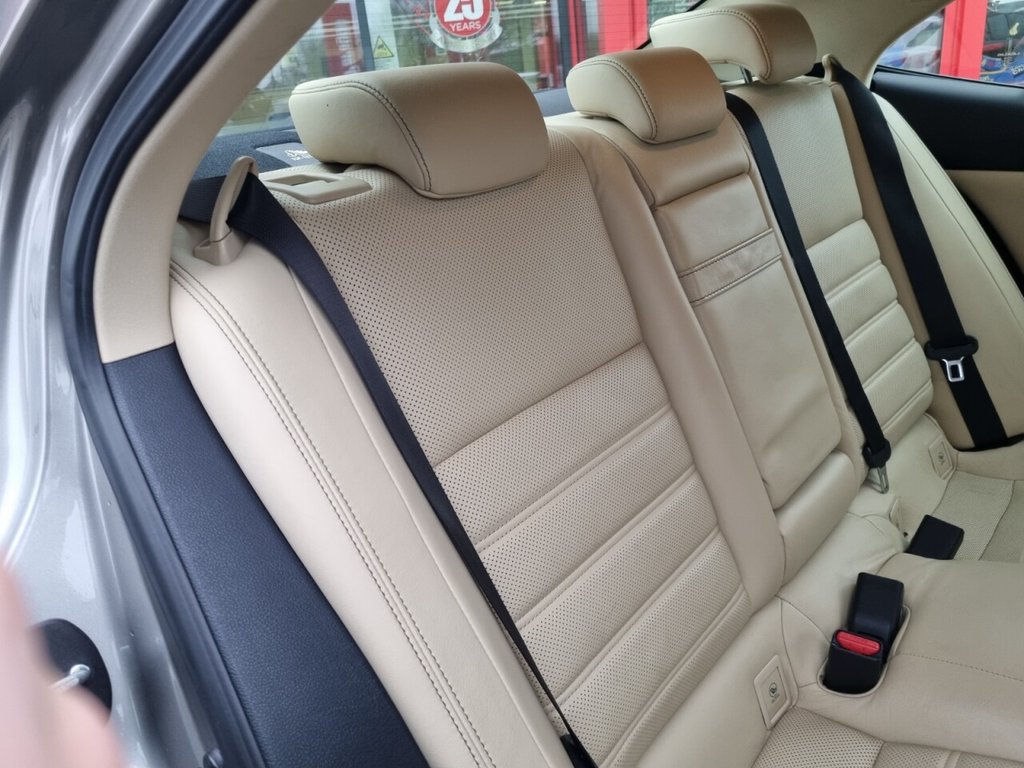 Used Lexus IS 2014 for sale - 77133518: Photo 15