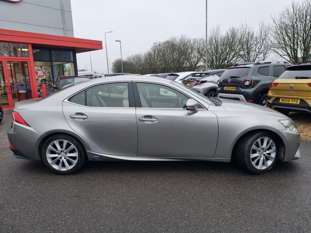 Used Lexus IS 2014 for sale - 77133518: Photo 5