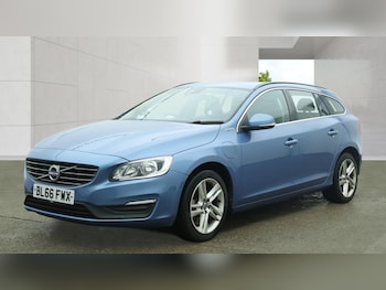 Used Volvo V60 2016 for sale - 78627082: Photo