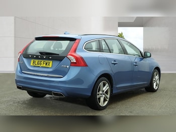 Used Volvo V60 2016 for sale - 78627082: Photo