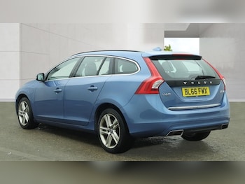 Used Volvo V60 2016 for sale - 78627082: Photo