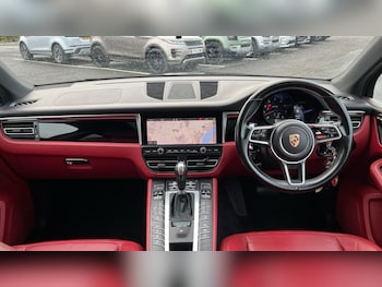 Used Porsche Macan 2021 for sale - 77696434: Photo
