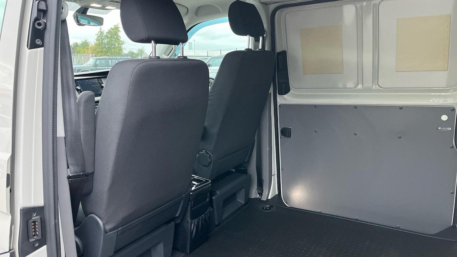 Used Volkswagen Transporter 2022 for sale - 76781510: Photo 22