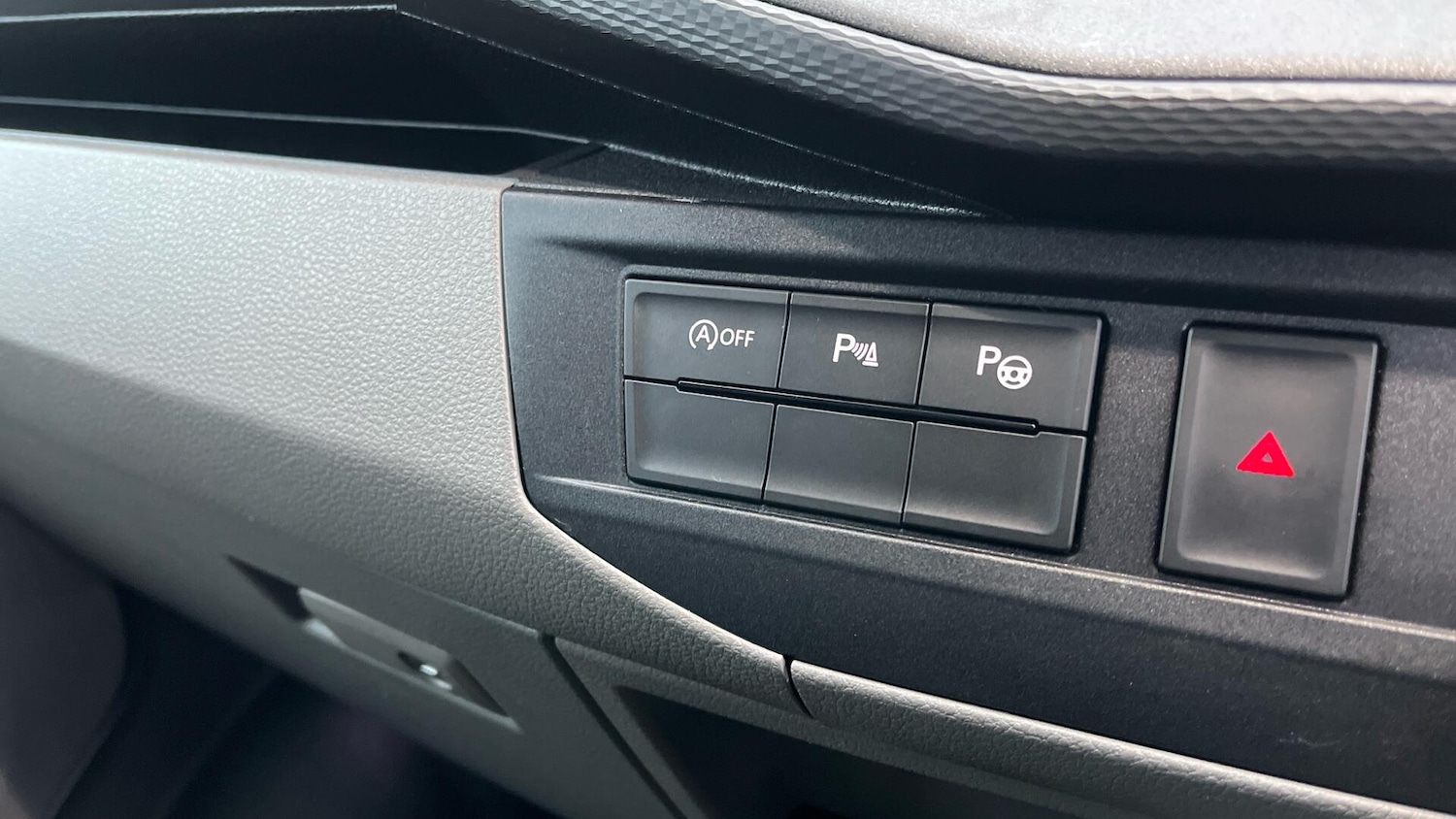 Used Volkswagen Transporter 2022 for sale - 76781510: Photo 38