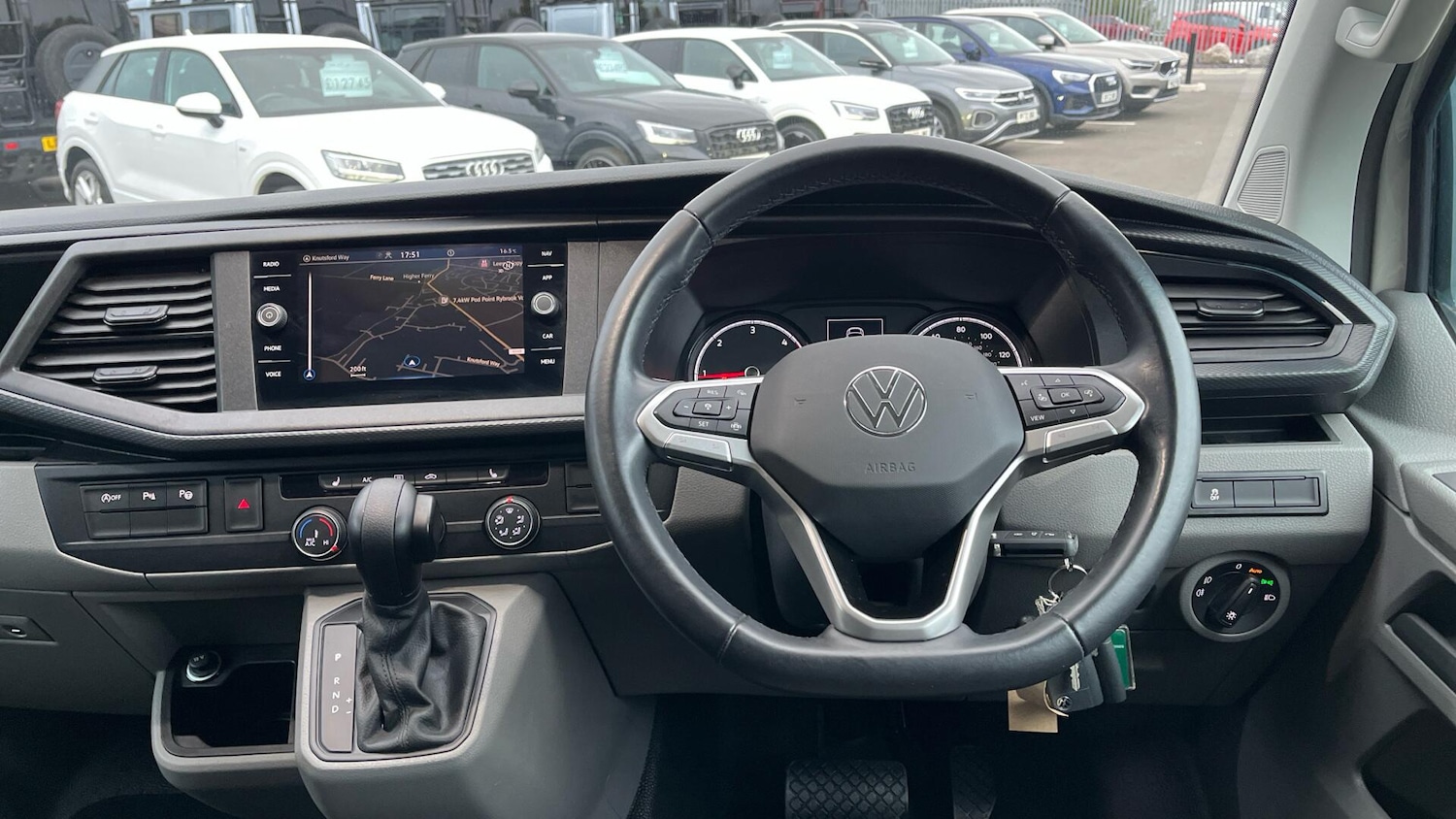 Used Volkswagen Transporter 2022 for sale - 76781510: Photo 5