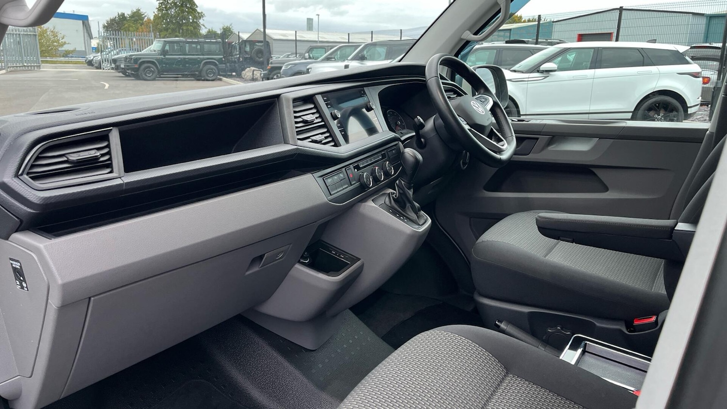 Used Volkswagen Transporter 2022 for sale - 76781510: Photo 7