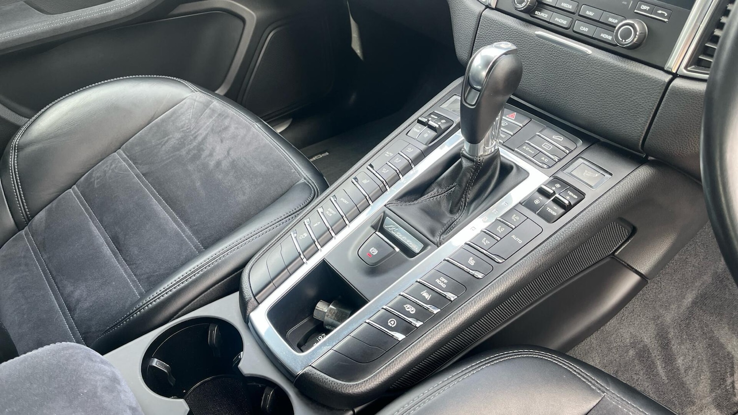 Used Porsche Macan 2018 for sale - 76781146: Photo 10