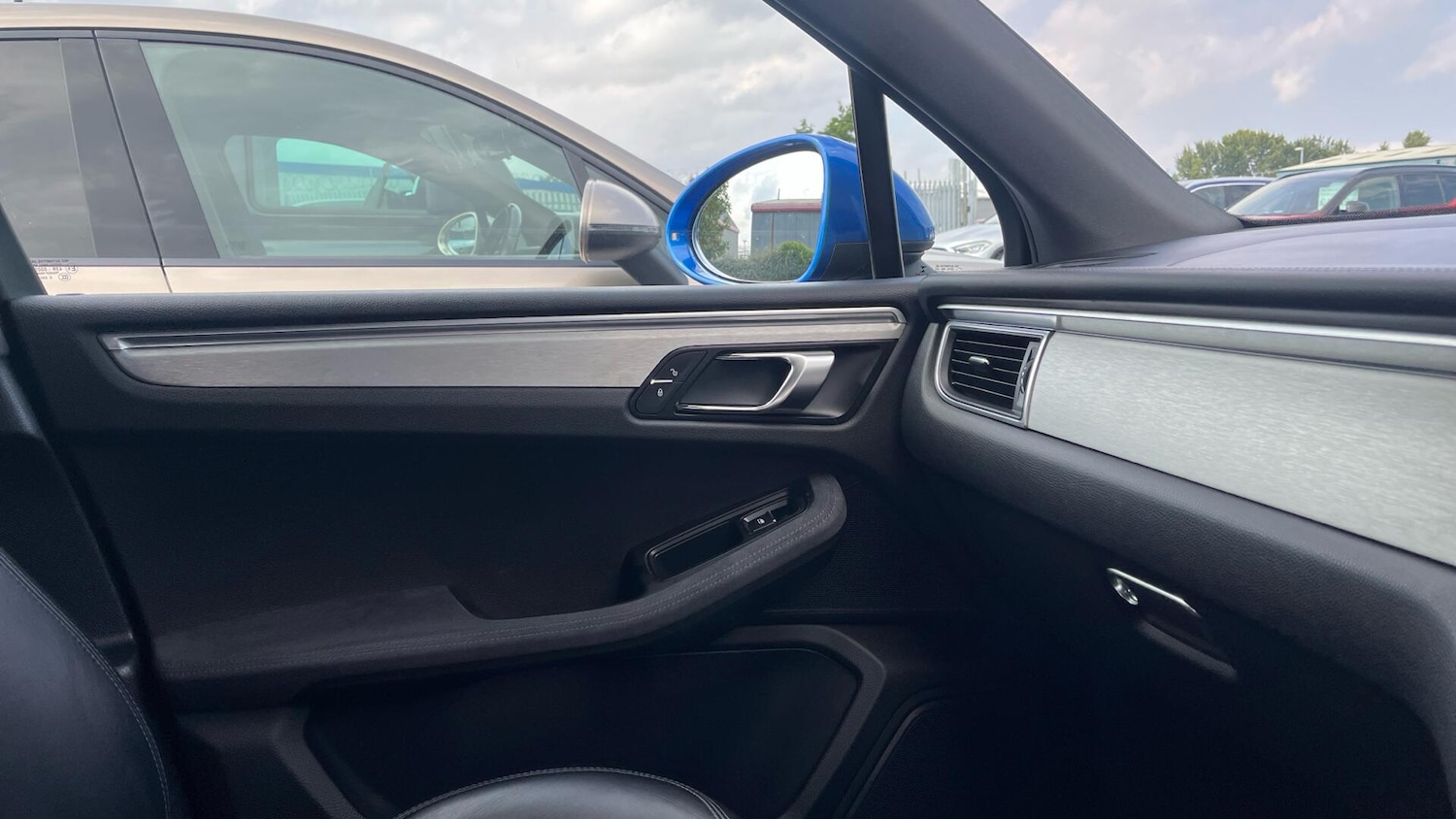 Used Porsche Macan 2018 for sale - 76781146: Photo 20