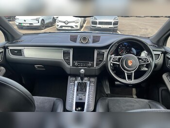 Used Porsche Macan 2018 for sale - 76781146: Photo