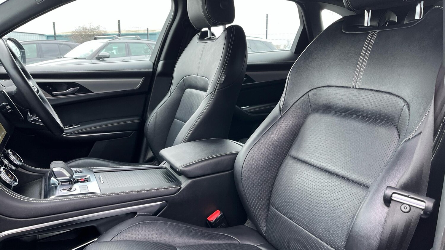 Used Jaguar F-Pace 2022 for sale - 77424622: Photo 32