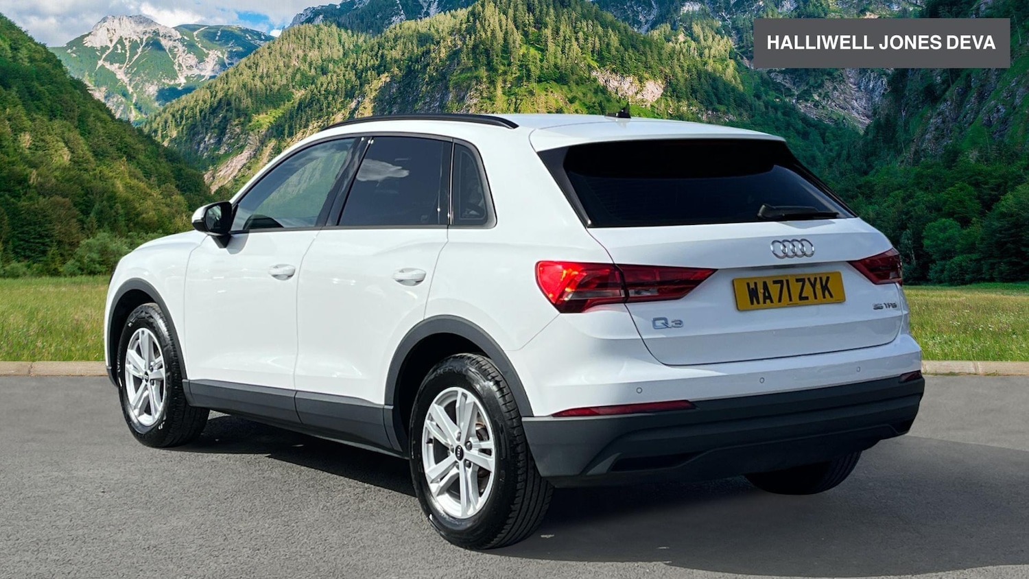 Used Audi Q3 2021 for sale - 78115211: Photo 2