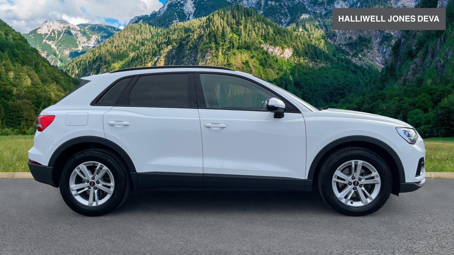 Used Audi Q3 2021 for sale - 78115211: Photo 3