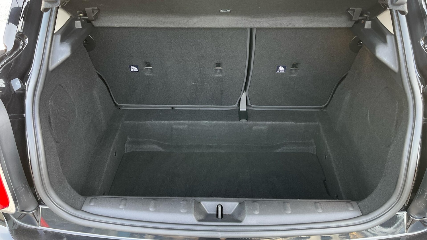 Used MINI Hatch 2018 for sale - 77939894: Photo 13