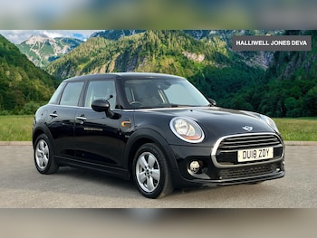 Used MINI Hatch 2018 for sale - 77939894: Photo