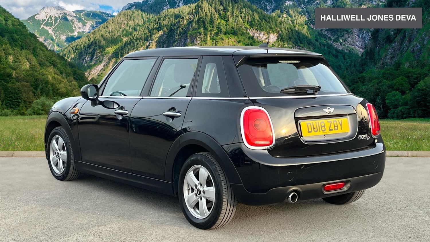Used MINI Hatch 2018 for sale - 77939894: Photo 2