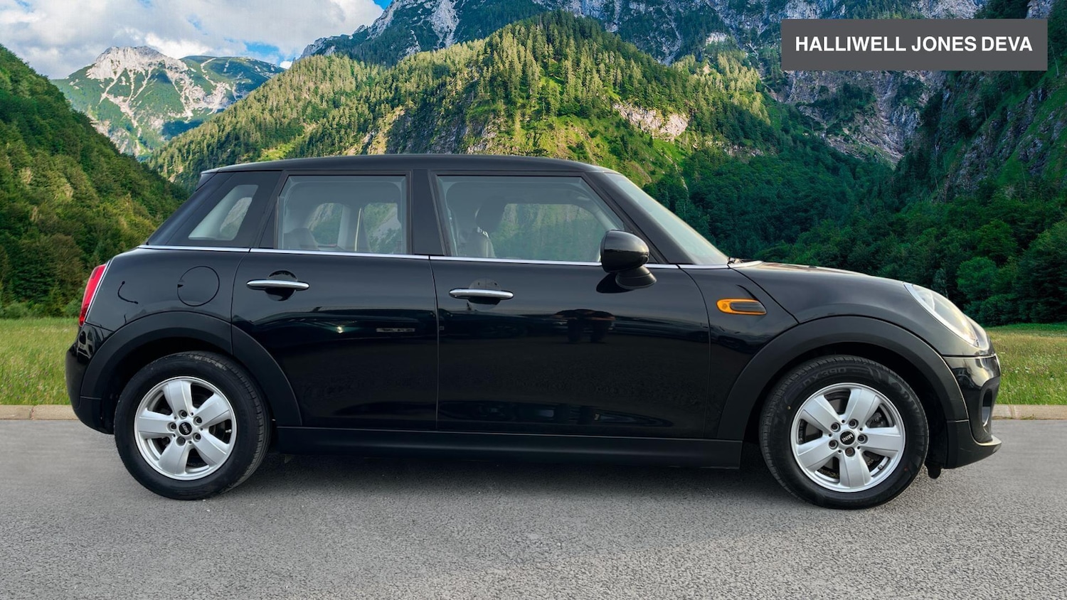 Used MINI Hatch 2018 for sale - 77939894: Photo 3