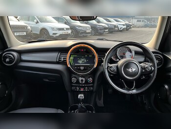 Used MINI Hatch 2018 for sale - 77939894: Photo