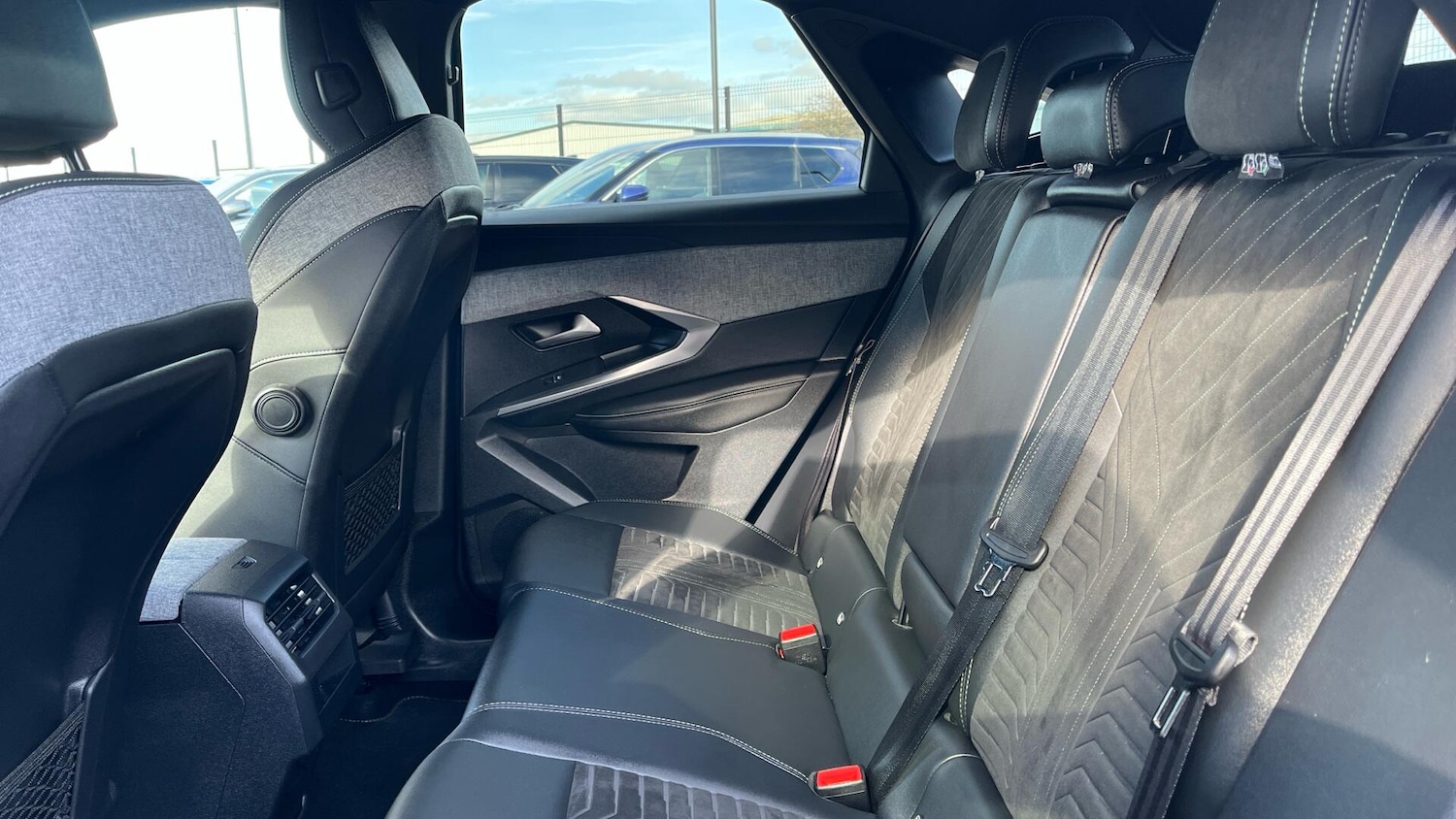 Used Peugeot 3008 2024 for sale - 77658033: Photo 12