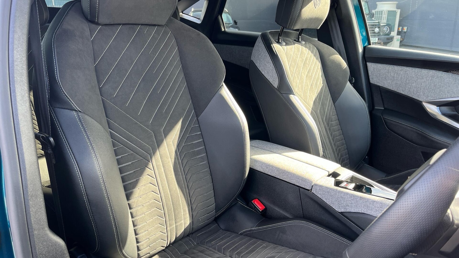 Used Peugeot 3008 2024 for sale - 77658033: Photo 25