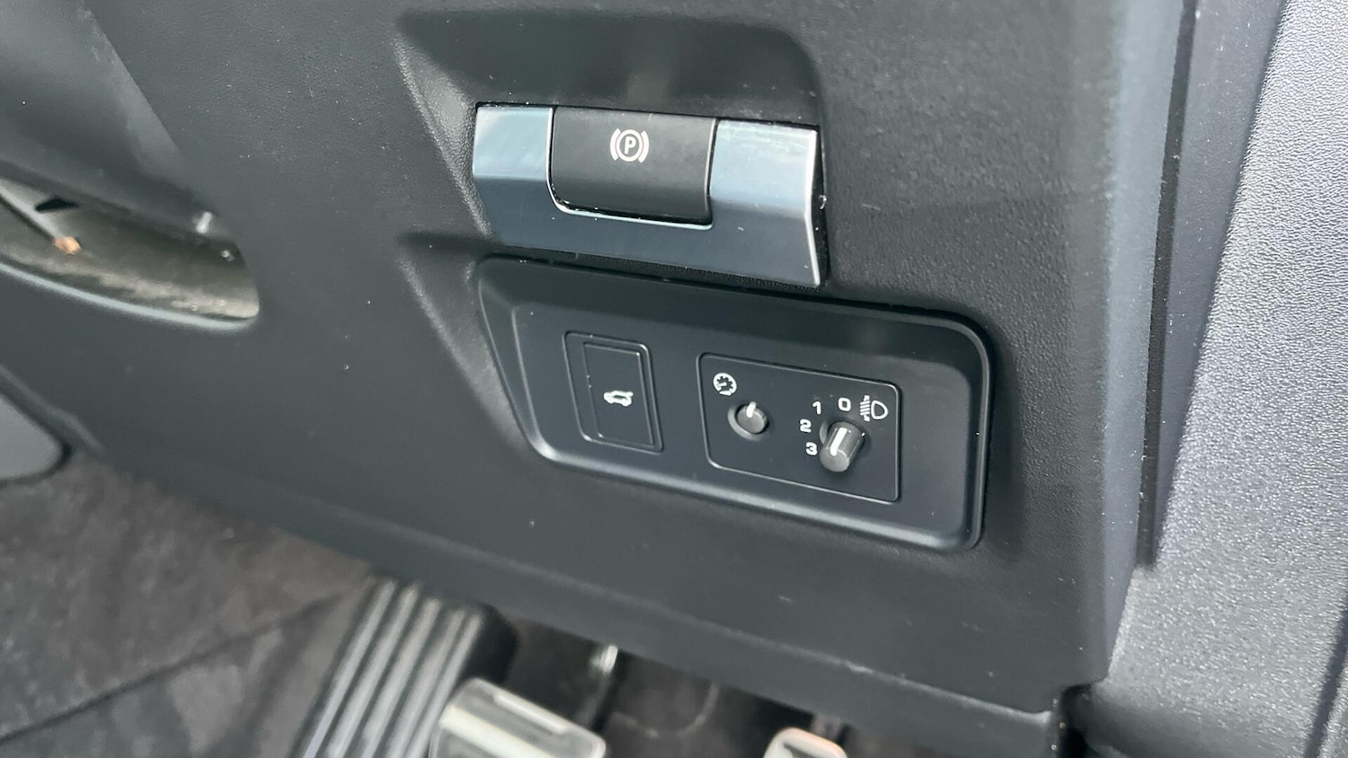 Used Land Rover Discovery Sport 2021 for sale - 77108952: Photo 31