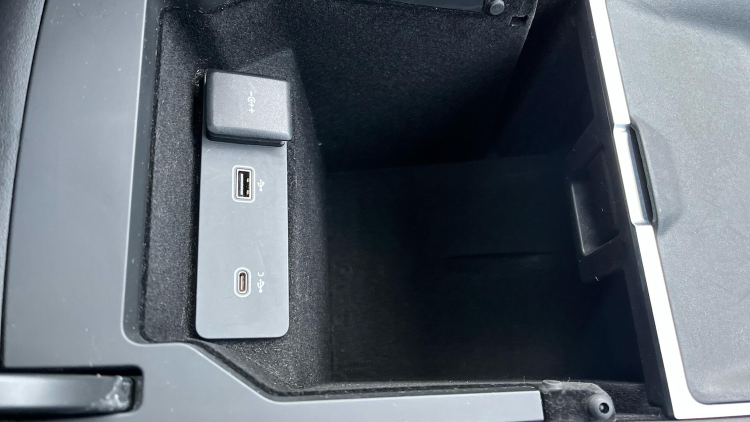 Used Land Rover Discovery Sport 2021 for sale - 77108952: Photo 44