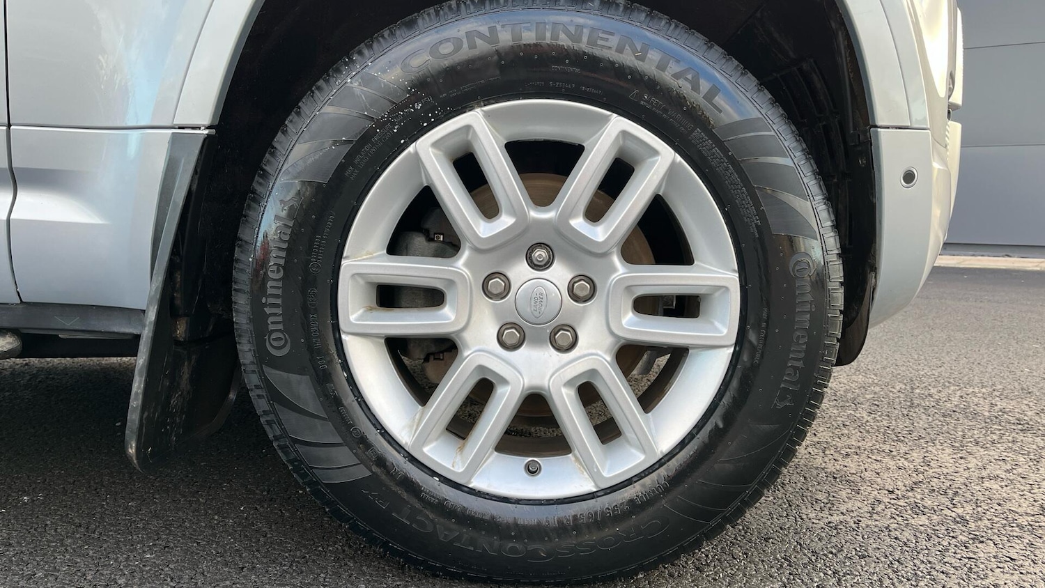 Used Land Rover Defender 2021 for sale - 77853434: Photo 14