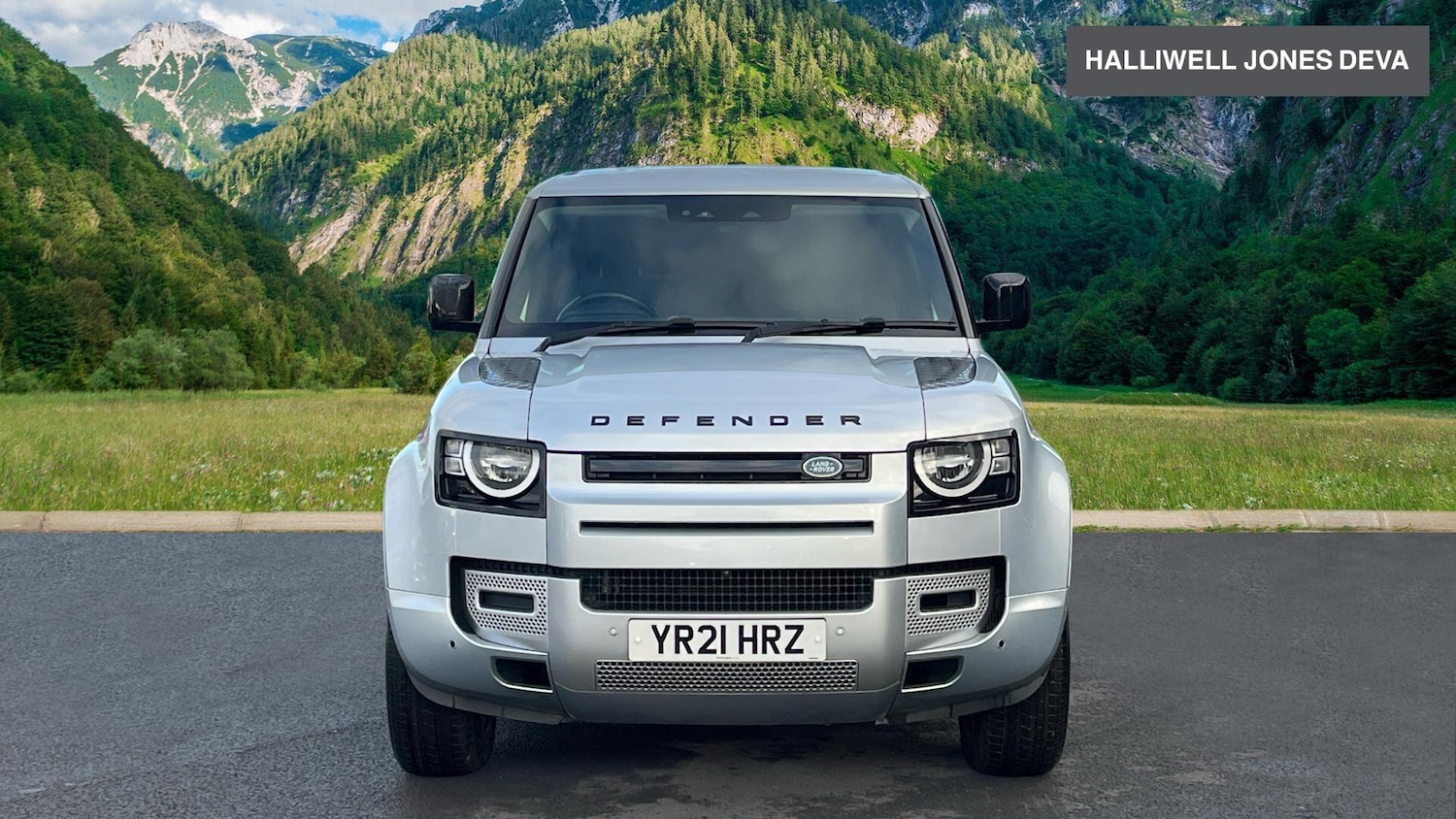 Used Land Rover Defender 2021 for sale - 77853434: Photo 16