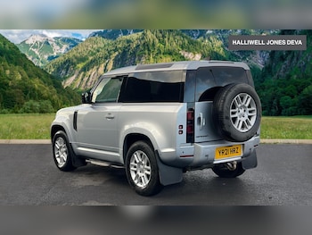 Used Land Rover Defender 2021 for sale - 77853434: Photo